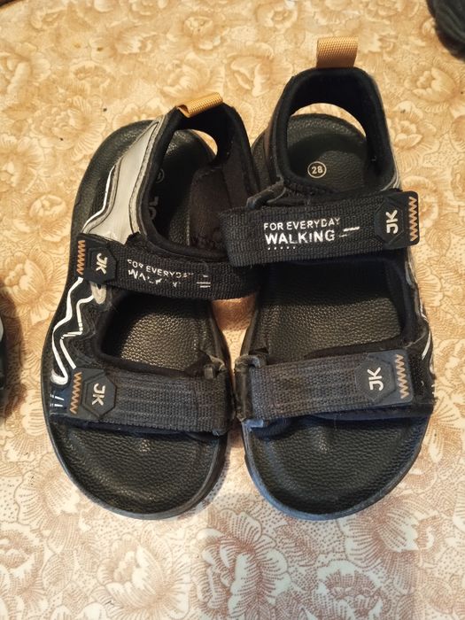 Детская обувь. Кроссовки сандали