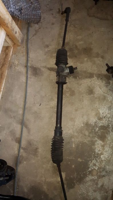 Кормилна рейка за СУЗУКИ СУИФТ 2 Suzuki Swift II Suzuki Baleno /95-02/