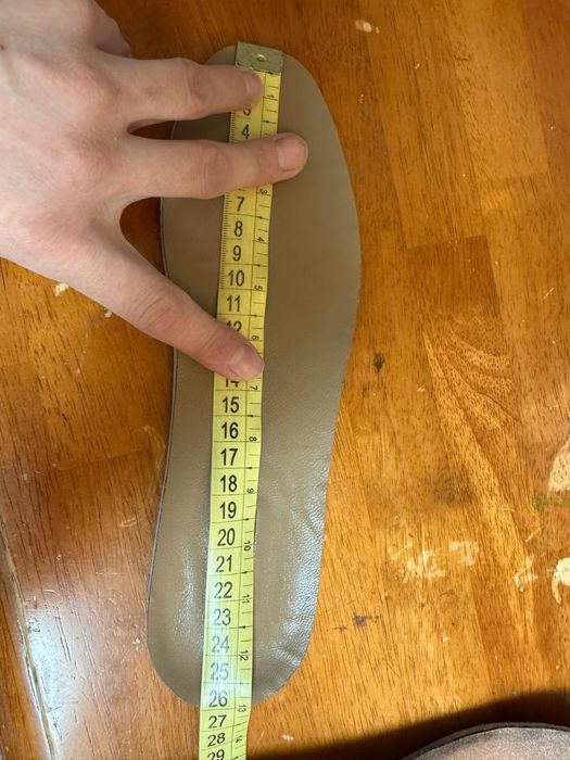 Кроссовки Anemone