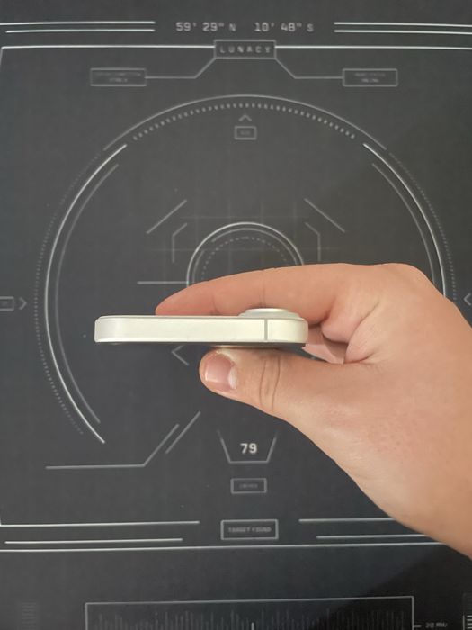 Iphone 16 в белом цвете