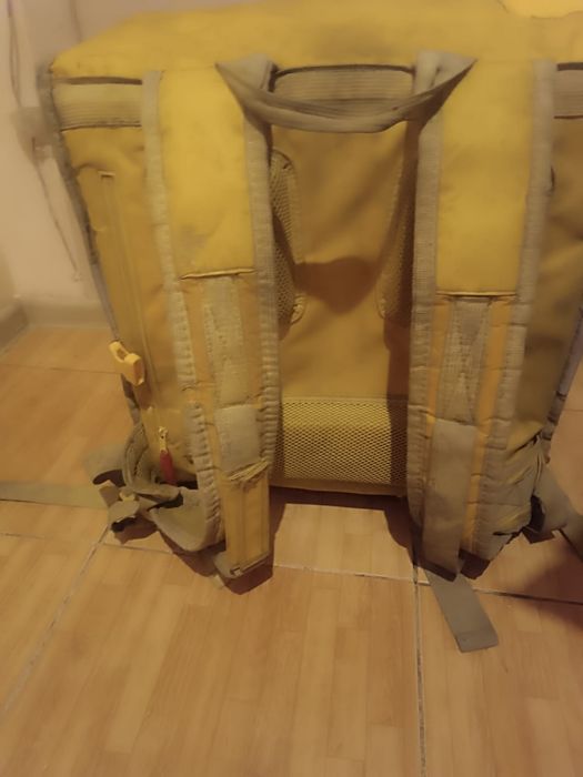 Сумка Яндекс в хорошем состоянии