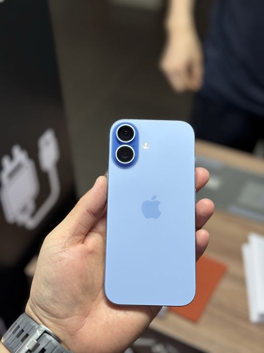 iPhone 17 / 256Gb / новый