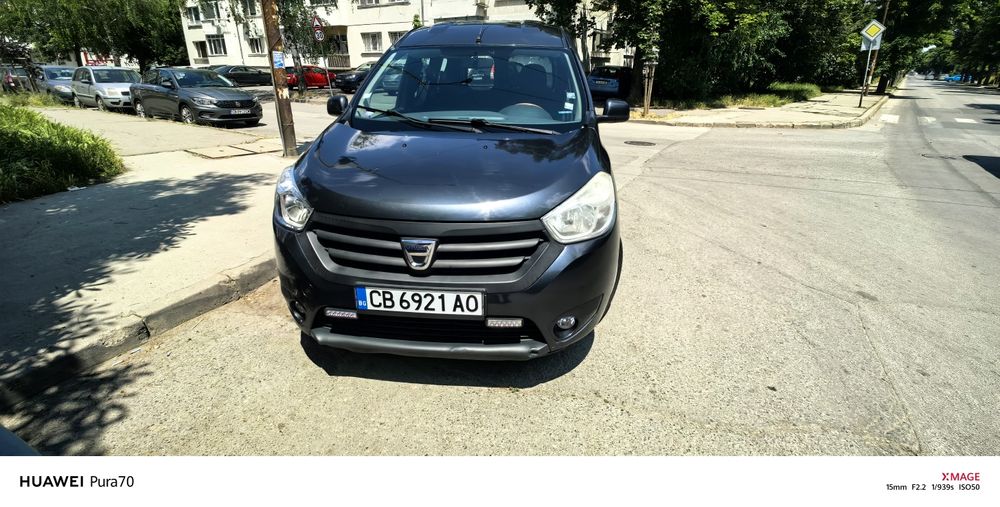 Дачия докер ван тъмносив