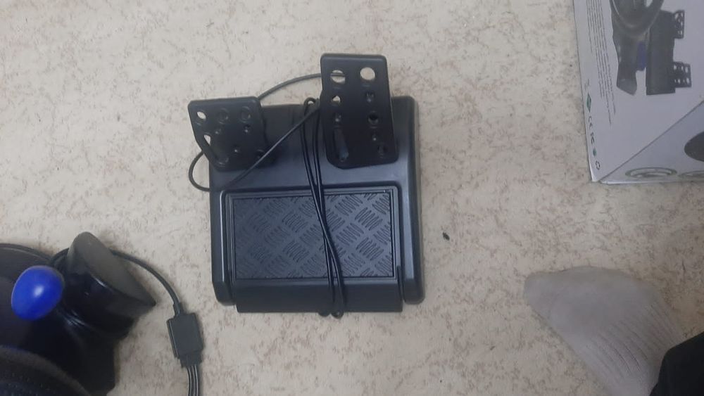 Продам игровой руль