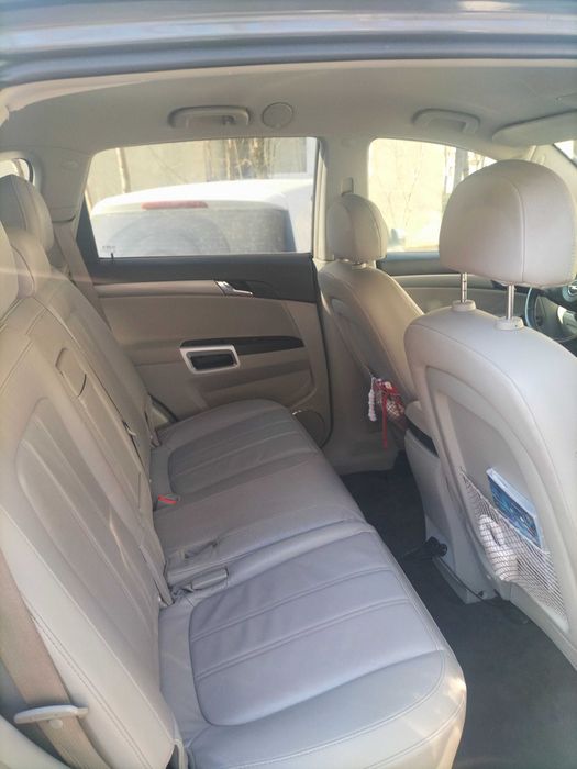 Vând auto Opel antara an 2012