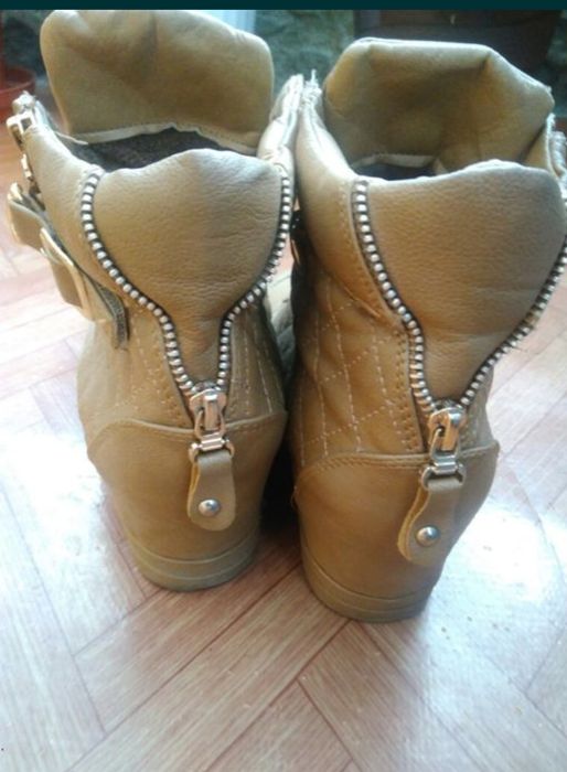 Дамски боти Нови
