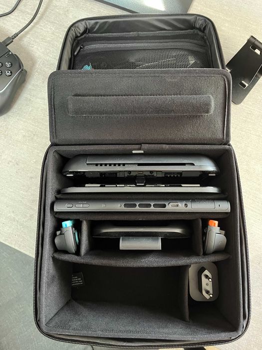Nintendo Switch 2 + Geanta transport All In One, negru + garantie