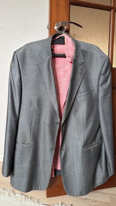 Костюмы и галстуки