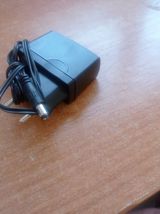 Зарядки штук пять