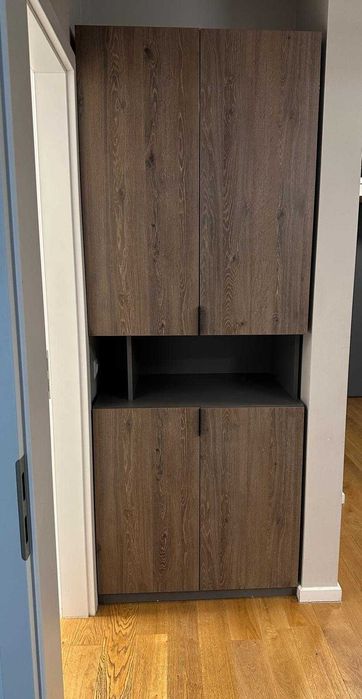 Vând Mobilier Premium de Hol: Dulap banchetă, Dulap umerașe, Dulap