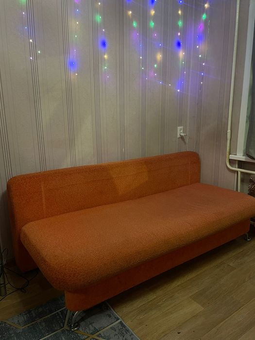 Продам диван б/у