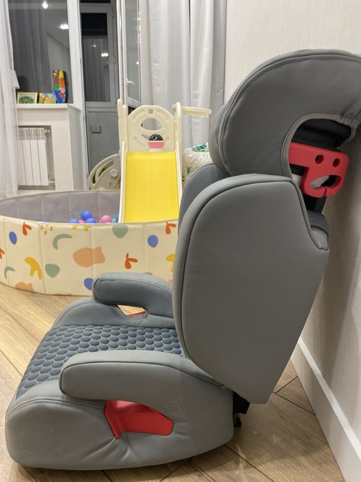 Продам детское кресло ollson