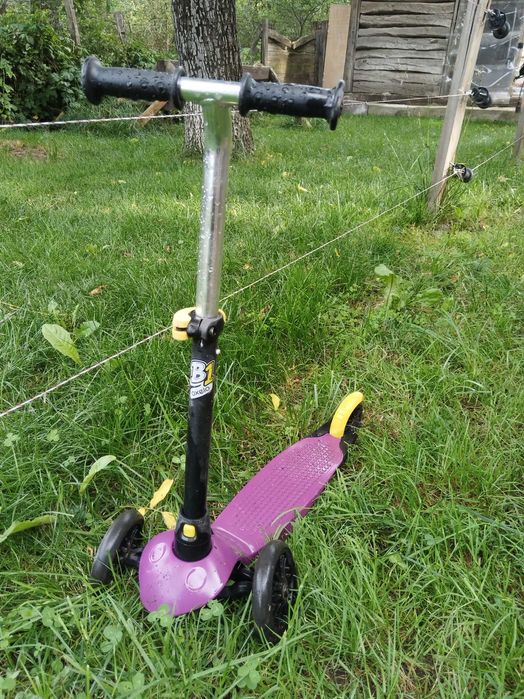Roller fetita mică culoare mov