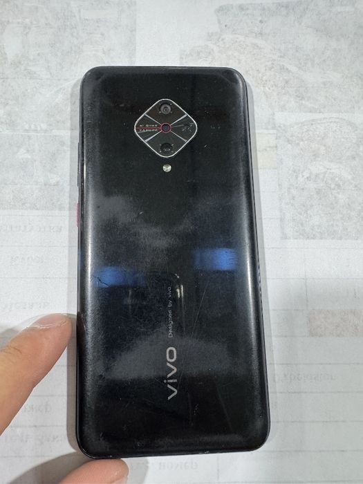 Vivo tel sotiladi: 1 000 000 so’m