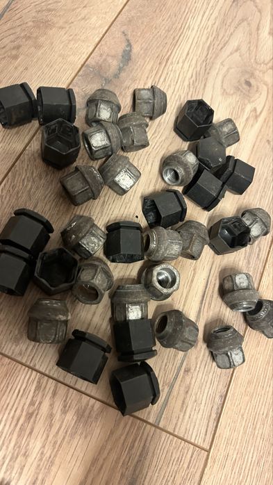 Set 20 Piulițe Jante M12x1.5 + Capace Protecție - Jeep, Chrysler, Opel