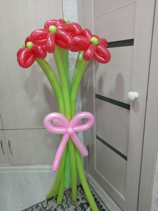 Цветы из шаров, букеты