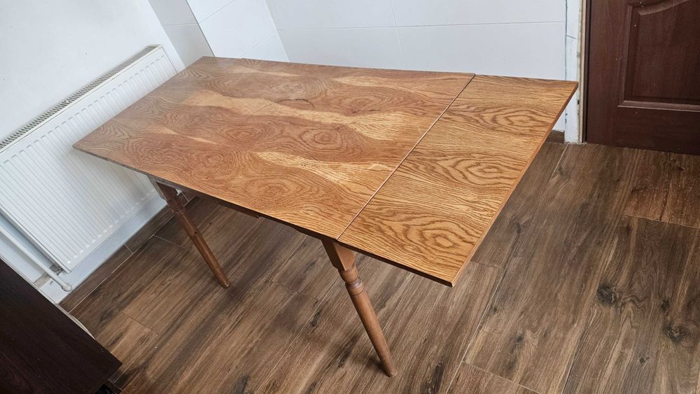 Masa extensibila din lemn 6-8 persoane