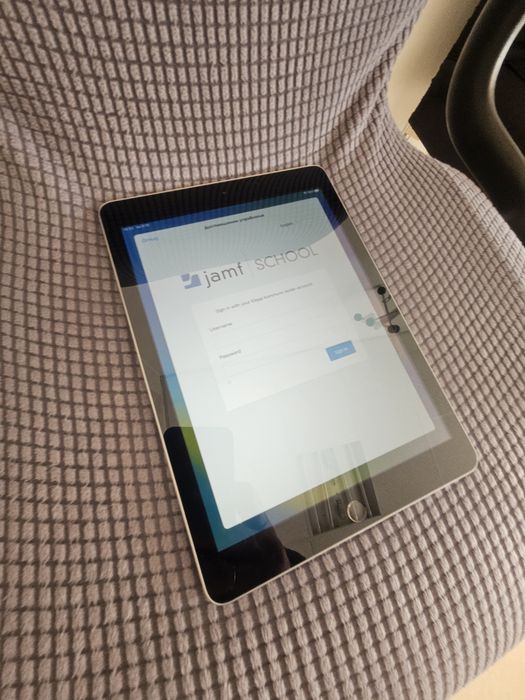 iPad 5th generation 32GB