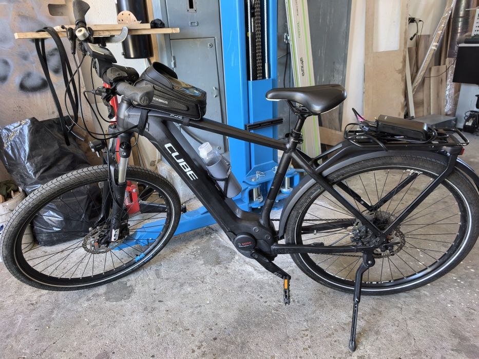 Електрически велосипед Cube Touring hybrid pro