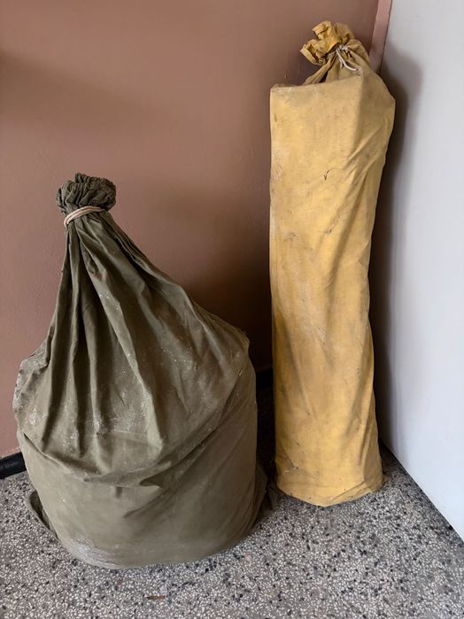Двойна палатка с гумени подове на отделенията и предверие