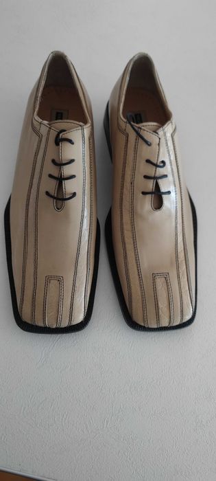 Pantofi bărbătești eleganți