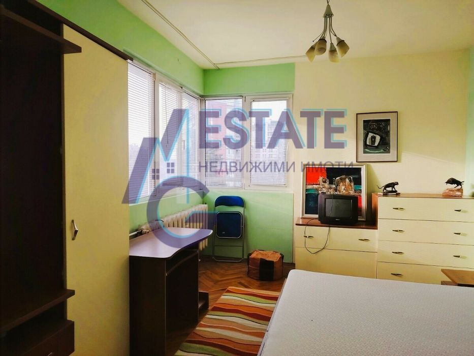 Продава се Двустаен апартамент в Бургас, Лазур - 65 кв.м за 1091 €/кв.м - Снимка #3