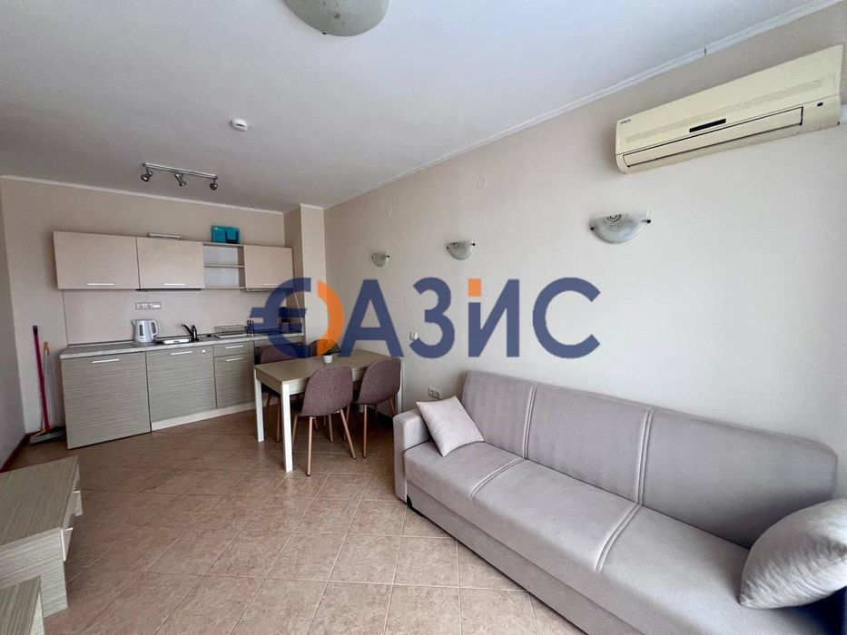 Продава се Двустаен апартамент в к.к. Слънчев бряг - 49 кв.м за 1040 €/кв.м - Снимка #8