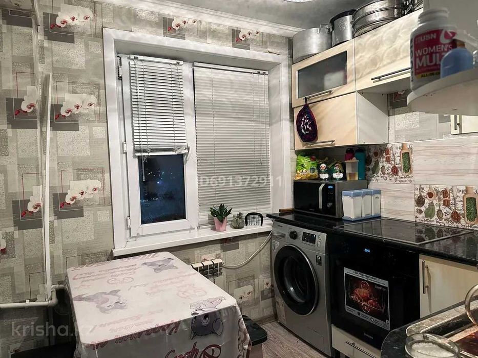 Продается 4-я квартира на 2 мкр.