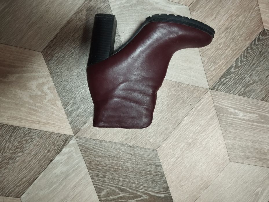 Продам ботильоны