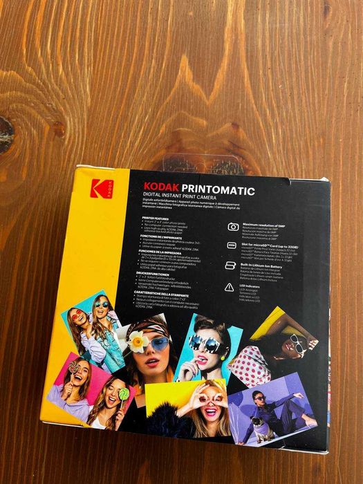 Kodak Printomatic Instant Camera (Black) – чисто нов!