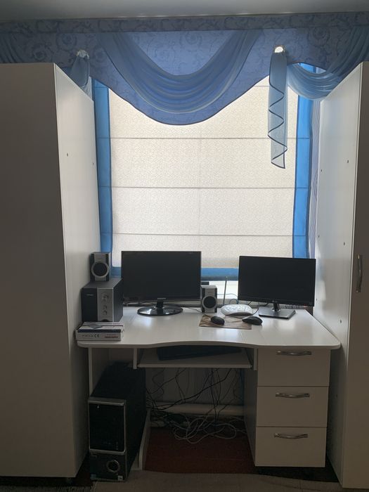 Продам комплект мебели