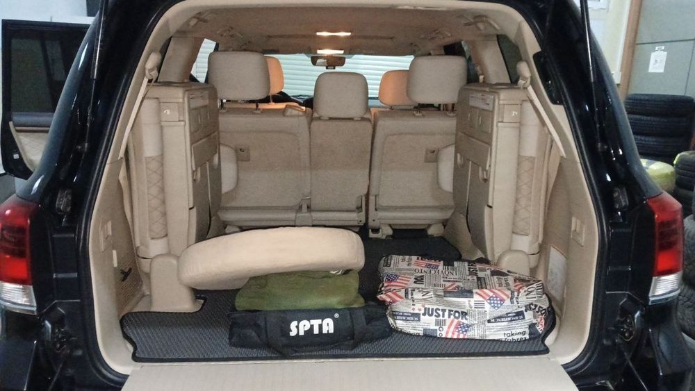 Продаётся Tayota Land Crusser 200