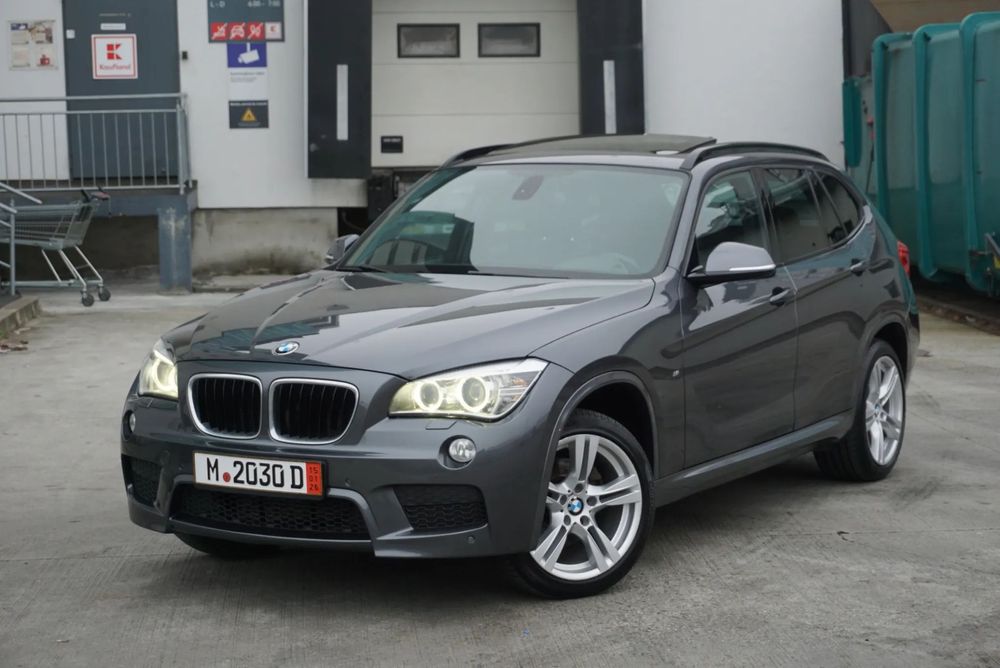 BMW X1 2015/07 ///M Paket Full Navi*Xenon*Piele Xdrive Facelift Garantie/Rate