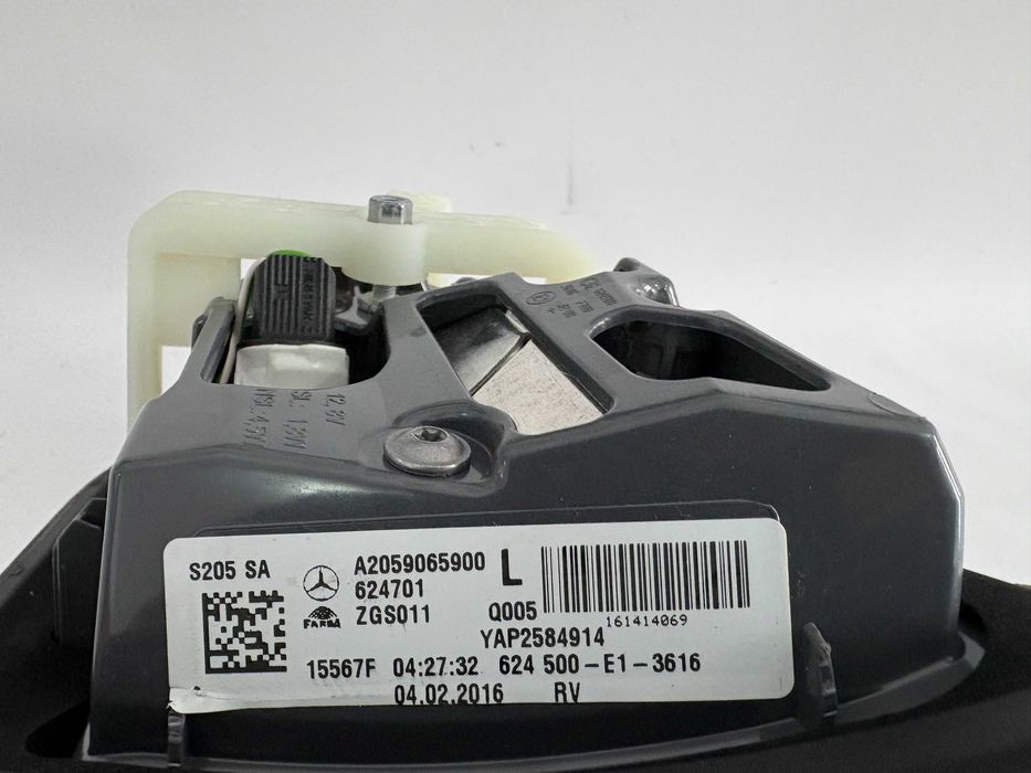 Stop stanga led Mercedes C class W205 break dupa 2014 cod A2059065900