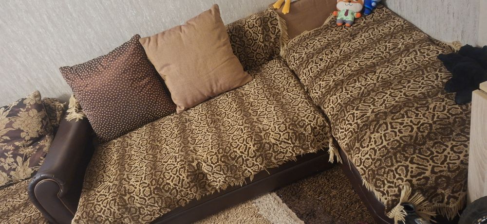 Диван-софа и кресло