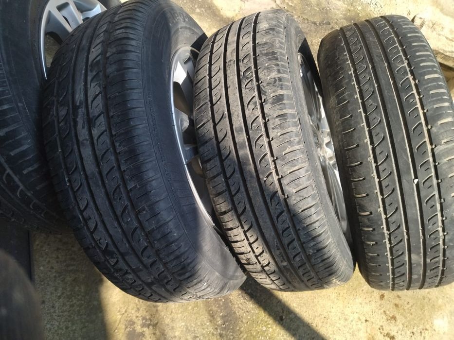 Шины с дисками в хорошем состоянии