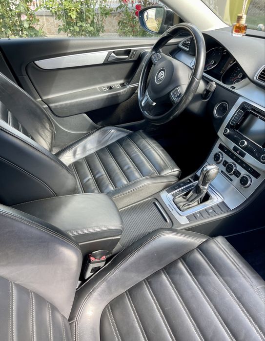 VW Passat B7 2.0 TDI 170 CP DSG 4MOTION • Piele • Navi • 285.010 km