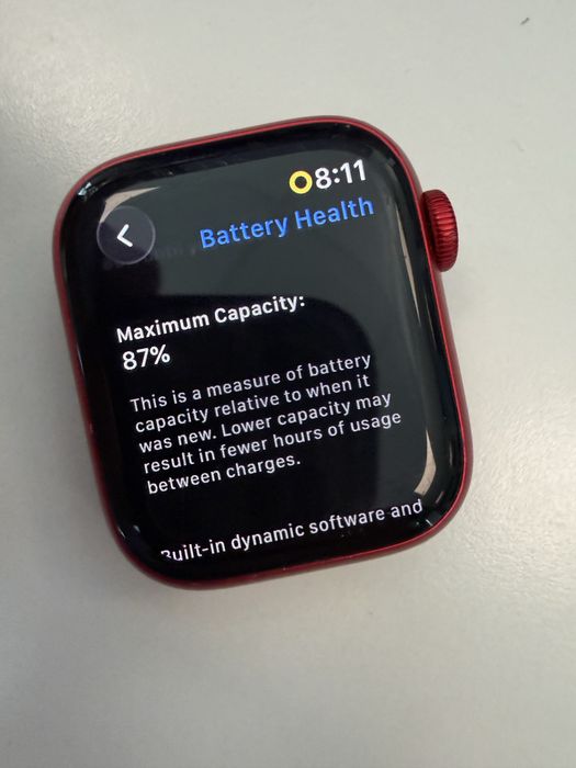 Apple Watch 8 GPS Red excelent 41mm 87% baterie