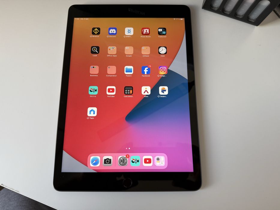 Vand tableta Apple Ipad gen 8 stare impecabila
