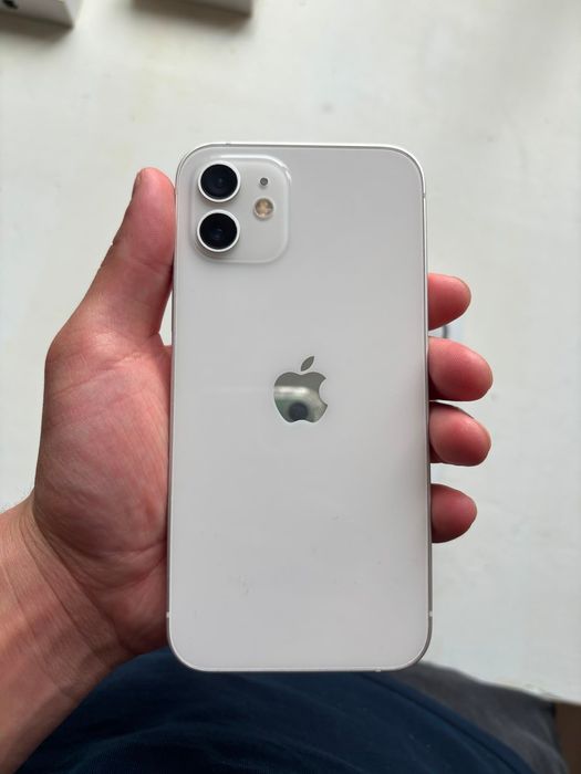 Iphone 12 256gb отличном состоянии!