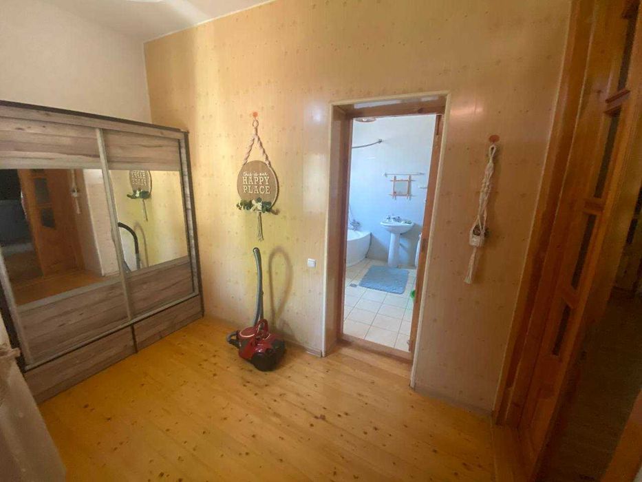 Ул Ракат Текстильный институт 6 комн, 6 сот.