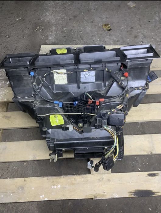 Продам печку в сборе на Bmw e38