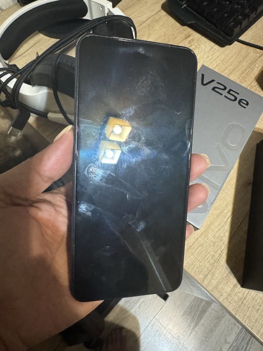 Продам Vivo v25e