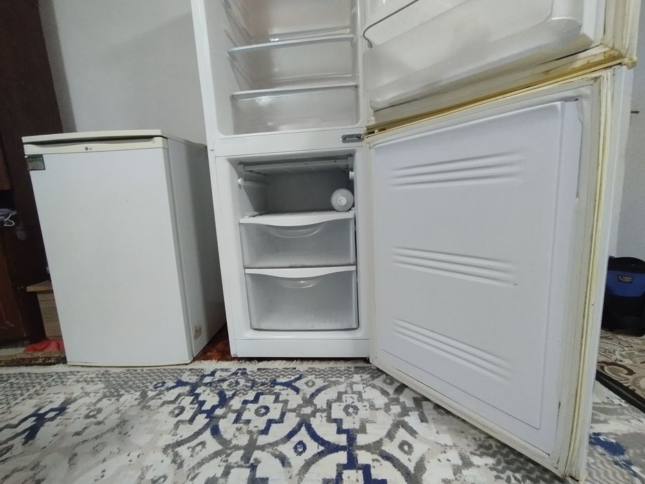 Продам холодильник