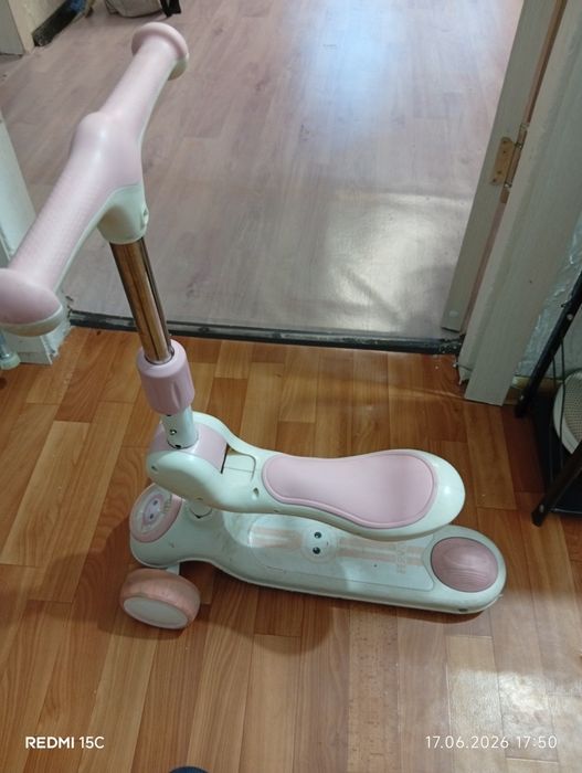 Детский девечковый самокат