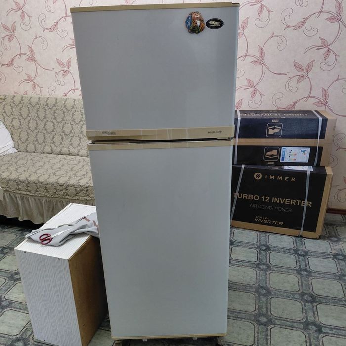 Холодильник  б,у
