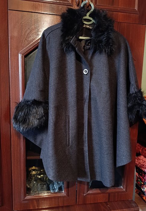 Пальто,куртка, Панчо