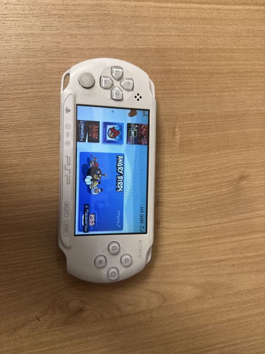 Sony PSP E1004 Street — оригинал, отличное состояние