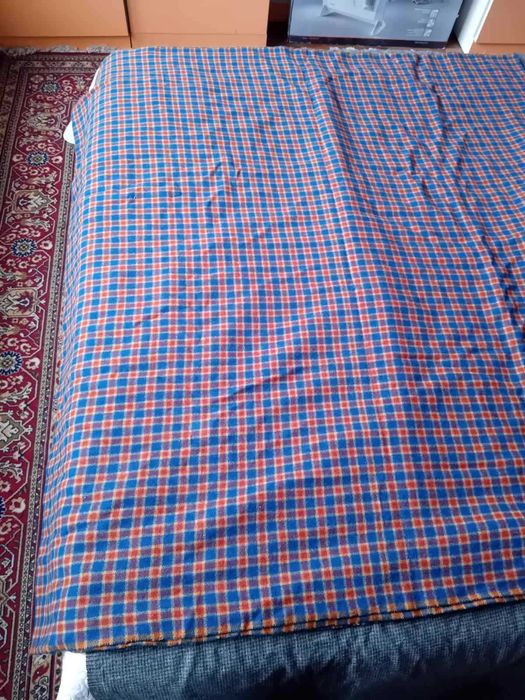 Плат за изработка на носии, ленен плат, вълнен плат