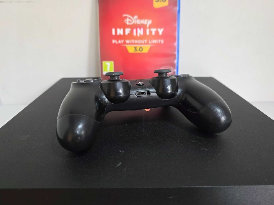 PlayStation 4 Pro - KLI Amanet
